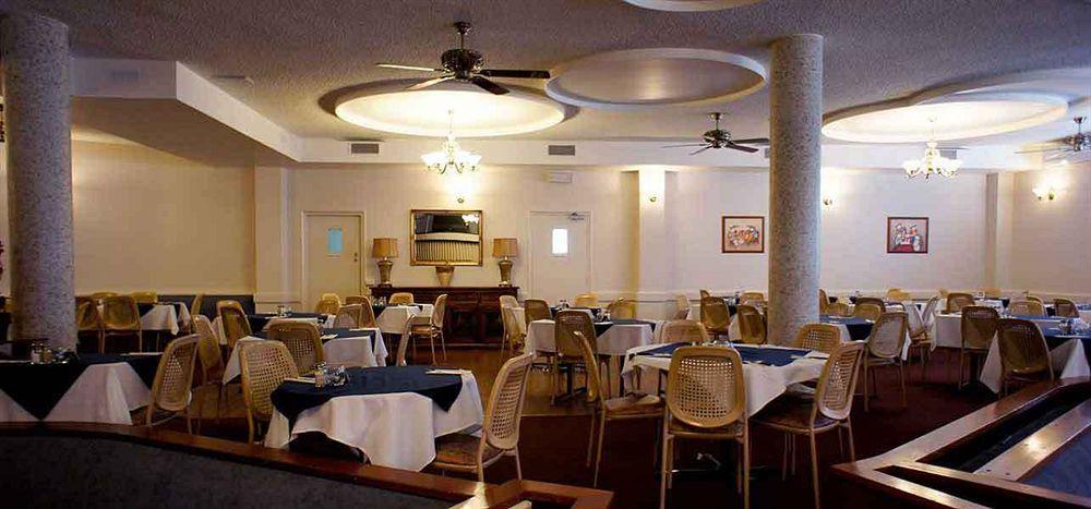 Lees Hotel Ingham Exteriör bild
